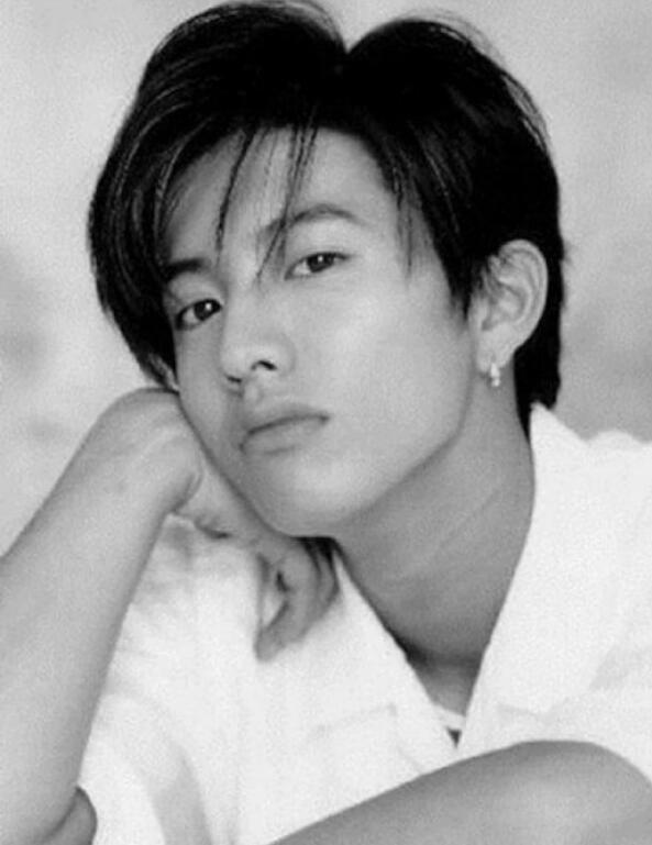 从国民女神到人人喊打，口碑烂到底的“紫薇格格”，该如何自救？