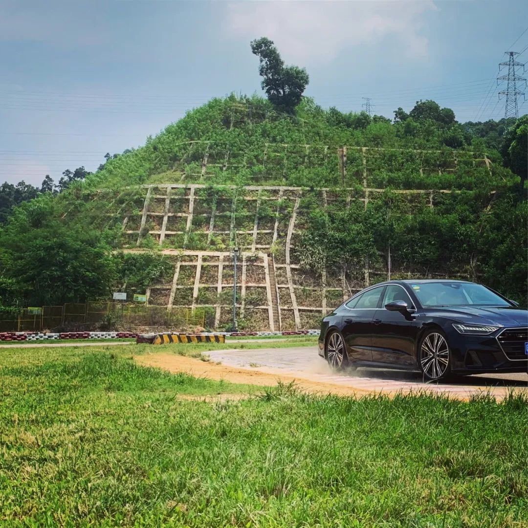 邓禄普maxx050属于什么轮胎,邓禄普20560r16轮胎