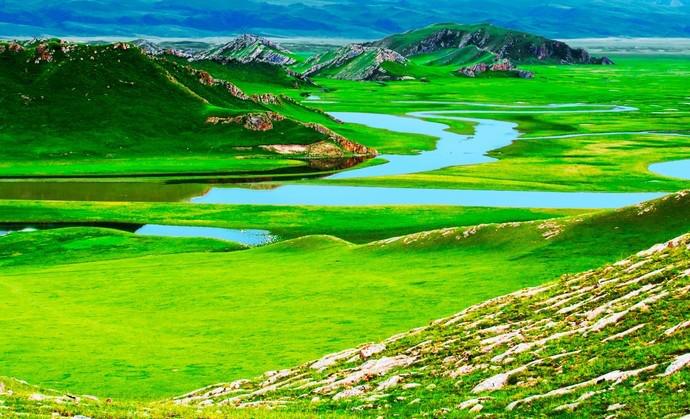 去新疆不跟团不自驾怎么玩,普通人不跟团去重庆自由行