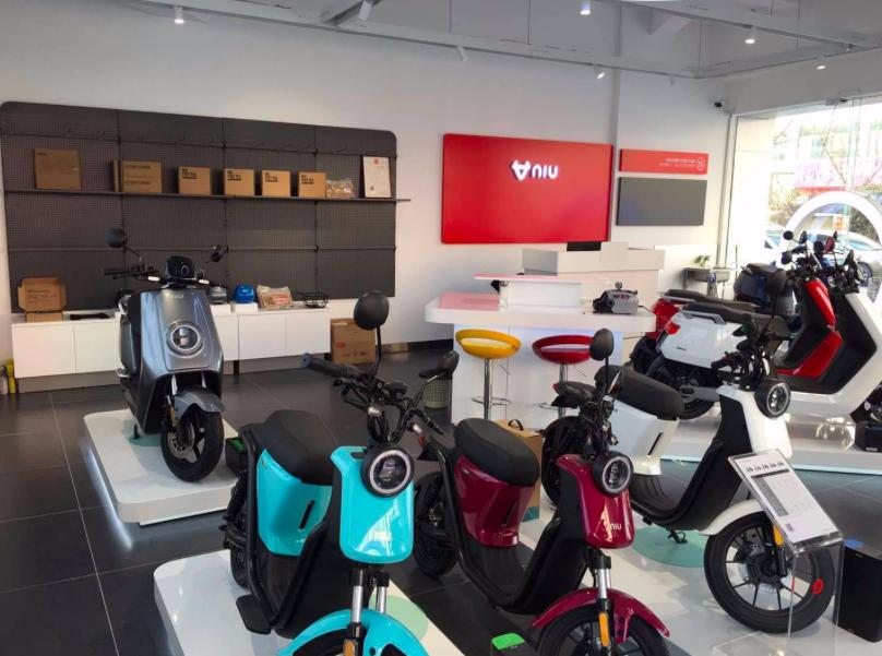 雅迪爱玛小牛怎么选,雅迪台铃爱玛小牛哪个好