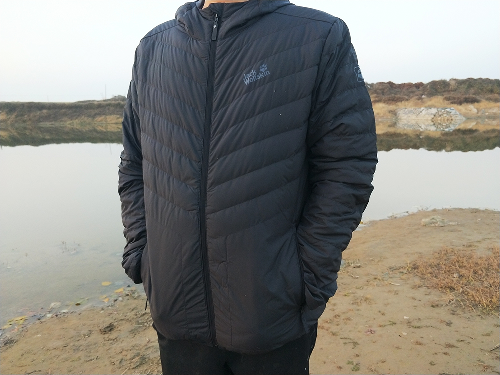 北面和狼爪羽绒服哪个比较好一点,狼爪羽绒服评测