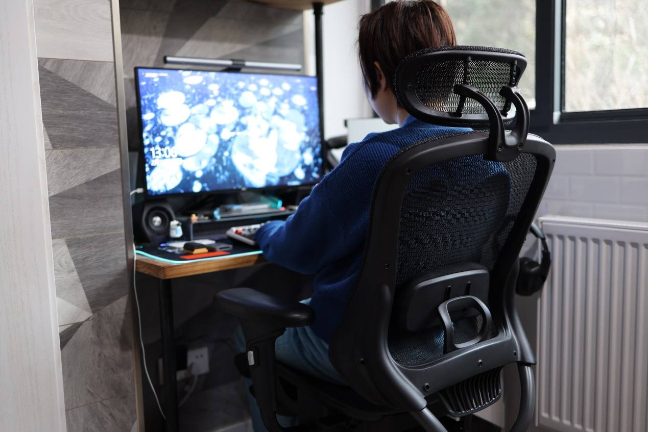 网易严选领航员工学椅测评智商税,网易严选工学椅探险家pro星舰版