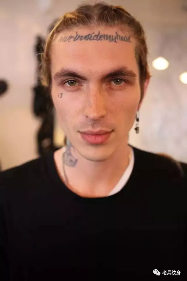 世界第一纹身模特,法国著名纹身模特