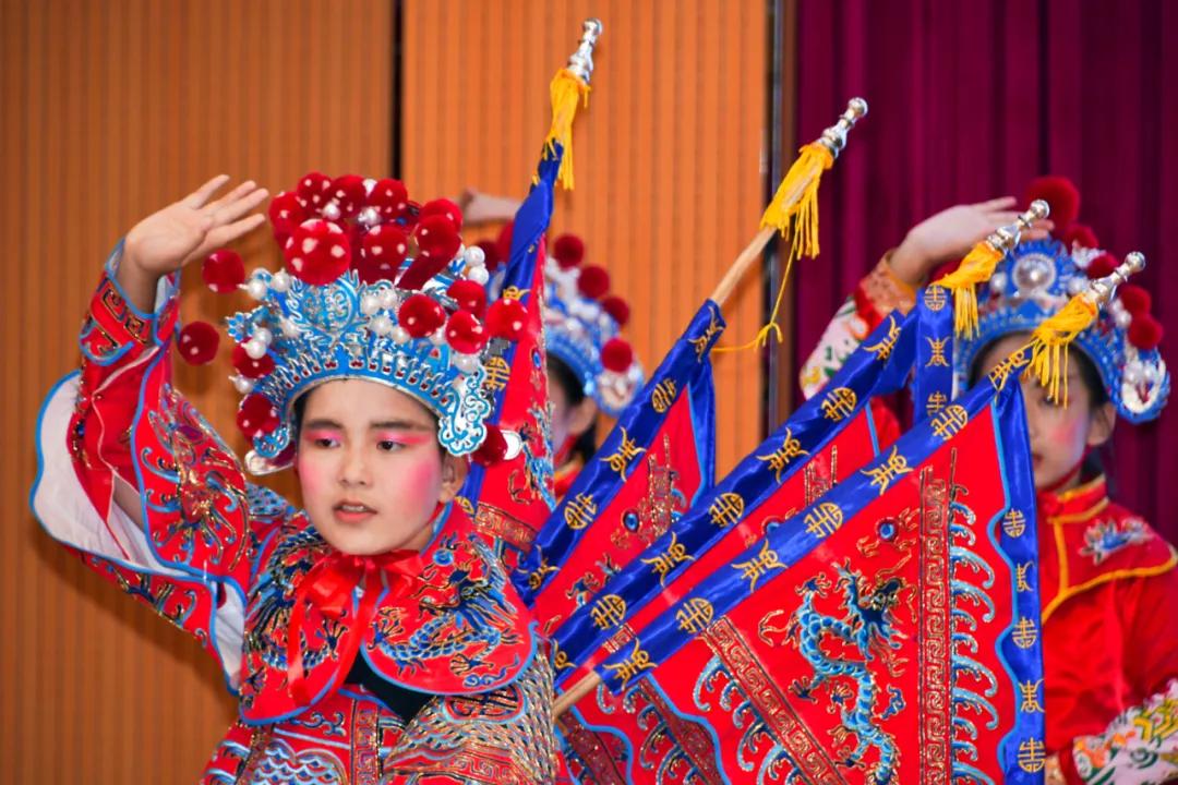 儿童庆祝建党100周年文艺汇演,庆祝建党百年文艺演出儿童合唱