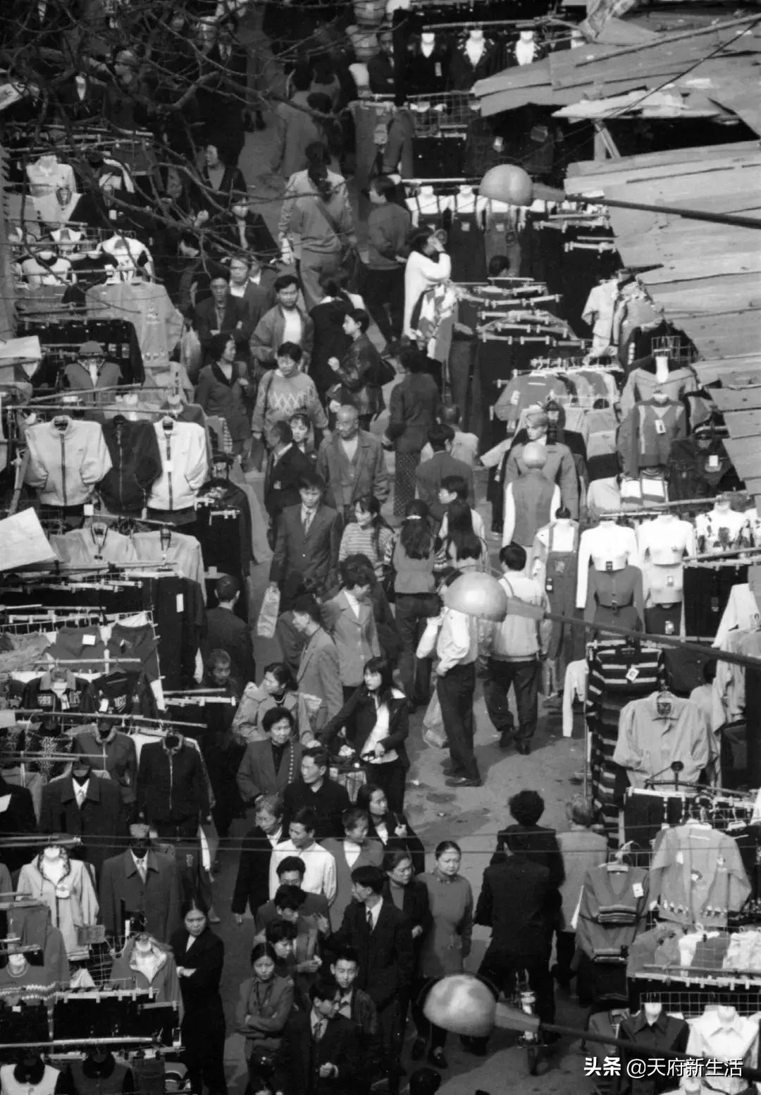 成都重启“青年路模式”吗？万元户时代已经不再了