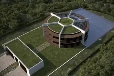 梅西和c罗在球场对抗,梅西自我隔离