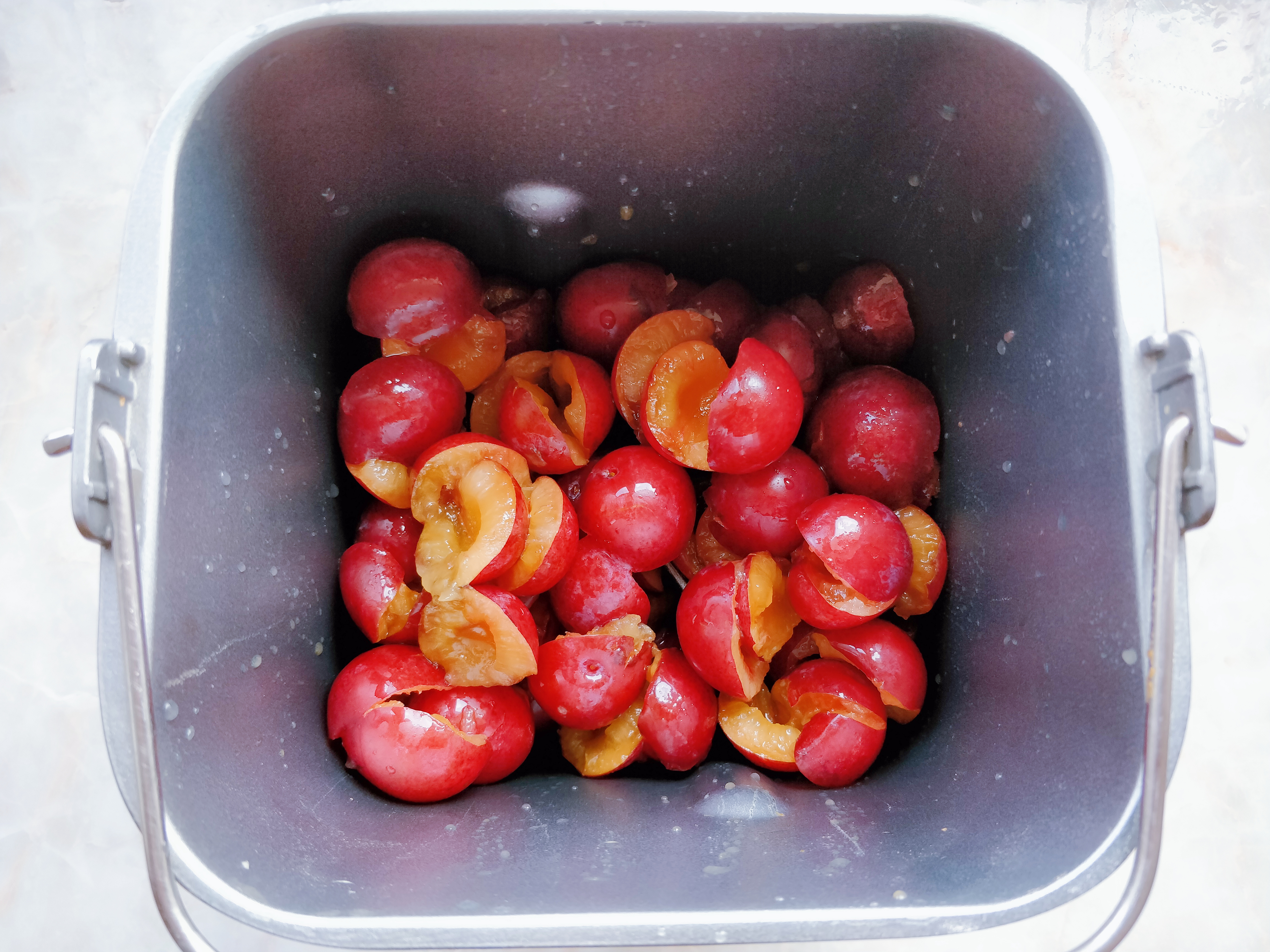 制作李子酱用去皮吗,自制酱李子