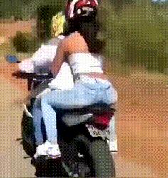 大腿上为什么绑黑带,女孩子大腿上绑黑带啥意思