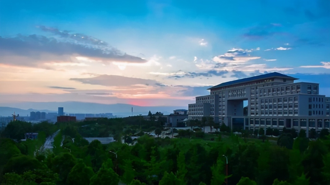 云南昆明将要新增一所“大学”！由本地一所“学院”升格而来？