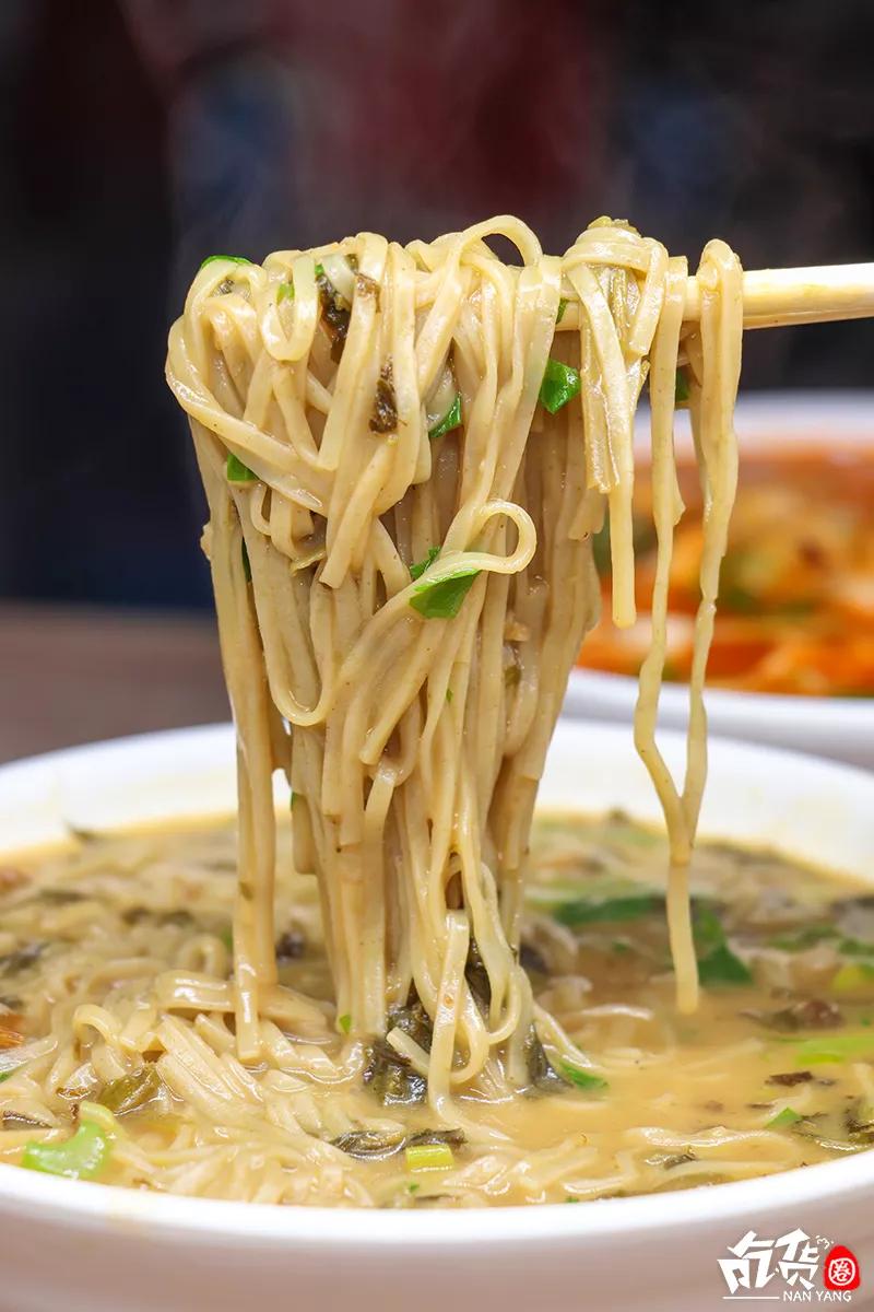 南阳30年老店烧烤,南阳一家烤肉店