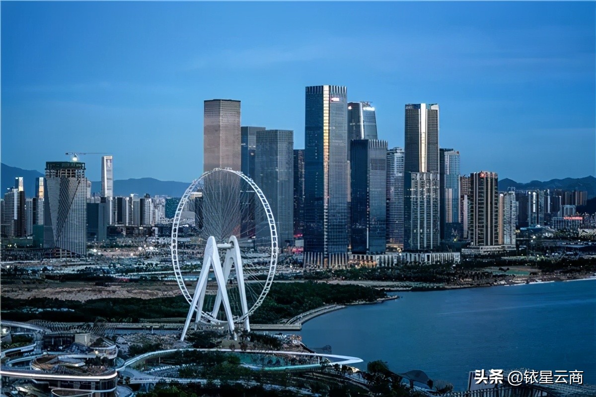 超级文和友深圳开业排队,深圳超级文和友开业大排长龙