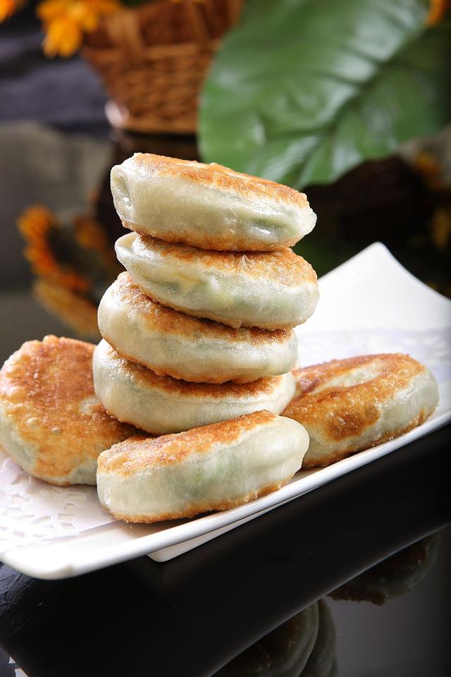 开一家馅饼店怎么加盟,知名的小吃加盟店怎么学