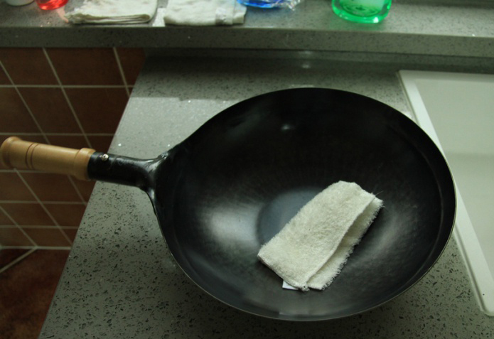 陈枝记铁锅和炊大皇哪个好,陈枝记和苏泊尔