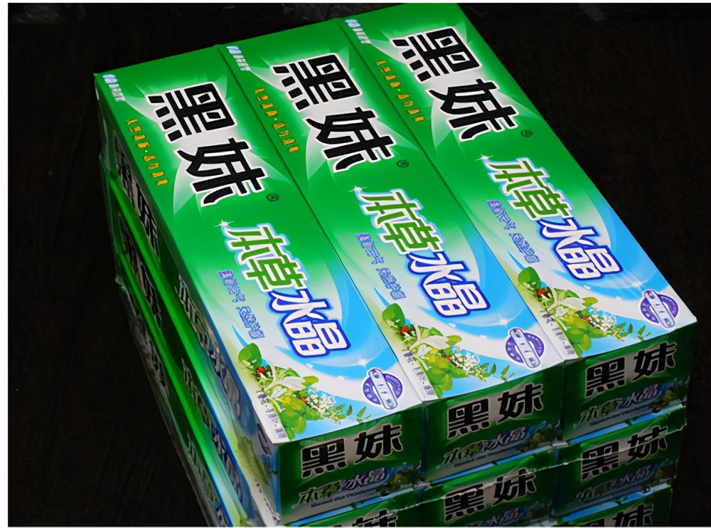 说一说牙刷牙膏的那些事：原来我们日常用品，大部分都是欧美产品