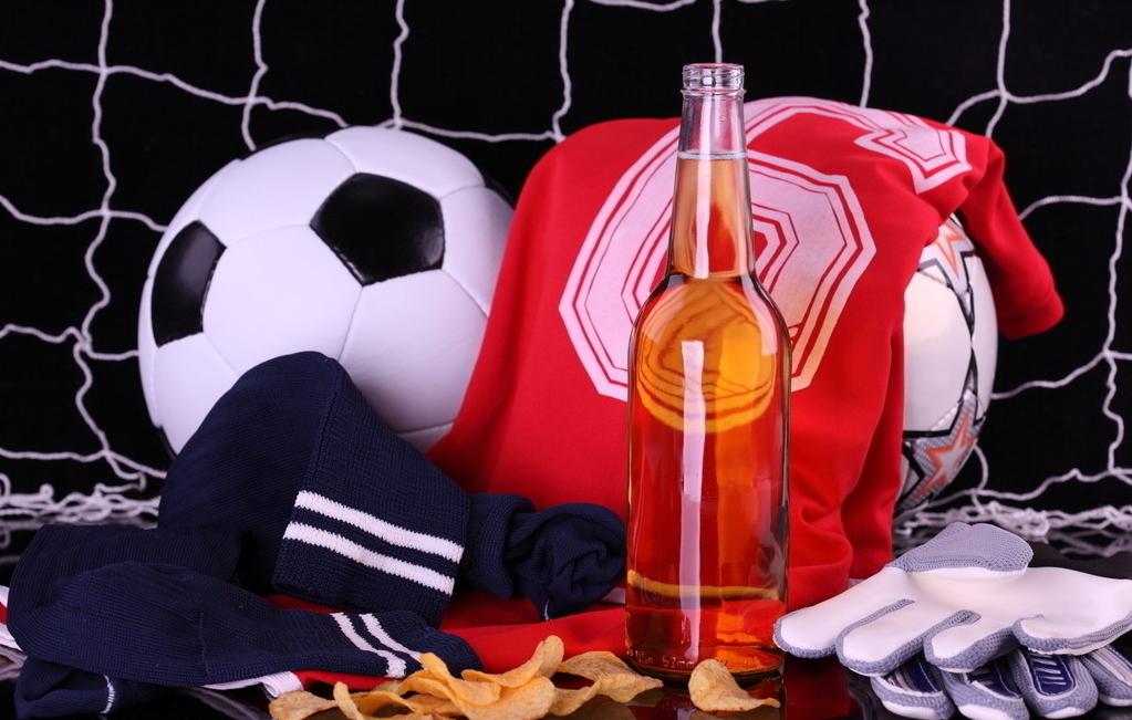 Hey,你知道看世界杯为什么要喝啤酒吗