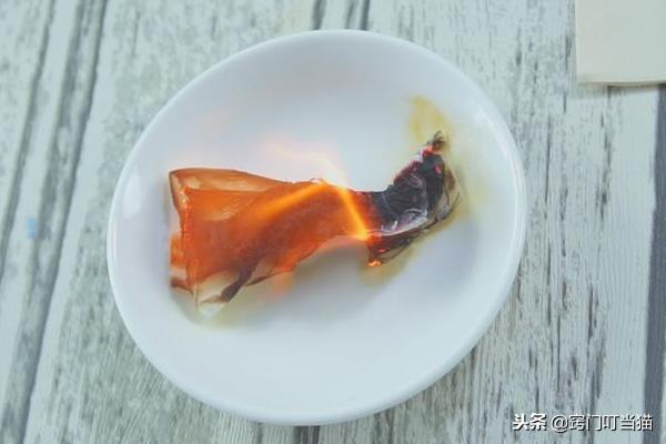 卫生纸质量好不好？只要用手机照一下就知道，再也不怕买到假纸了