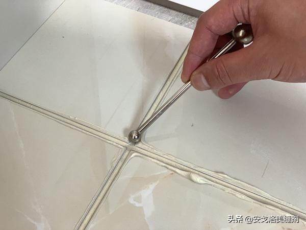 美缝剂一般多少钱一瓶,美缝剂价格多少钱一瓶