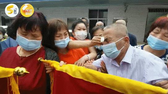 泪水决堤完整版,泪水决堤全文