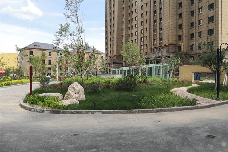 绿地城二期绿化乌鲁木齐,乌鲁木齐中海万锦公馆绿化环境