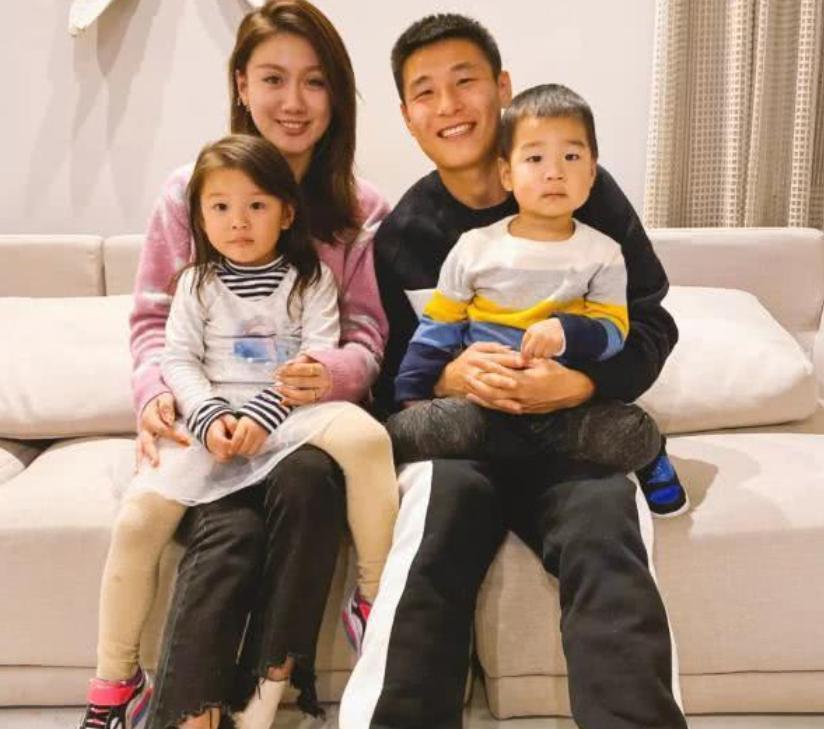 武磊谈和老婆,武磊表白申花后续