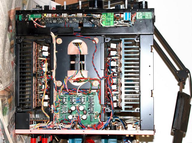 SANSUIAU907DR高档功放维修赏析，看完你还认为高级音响很简单吗