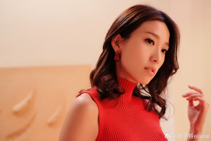 31岁tvb小花公开恋情,34岁前tvb小花现状