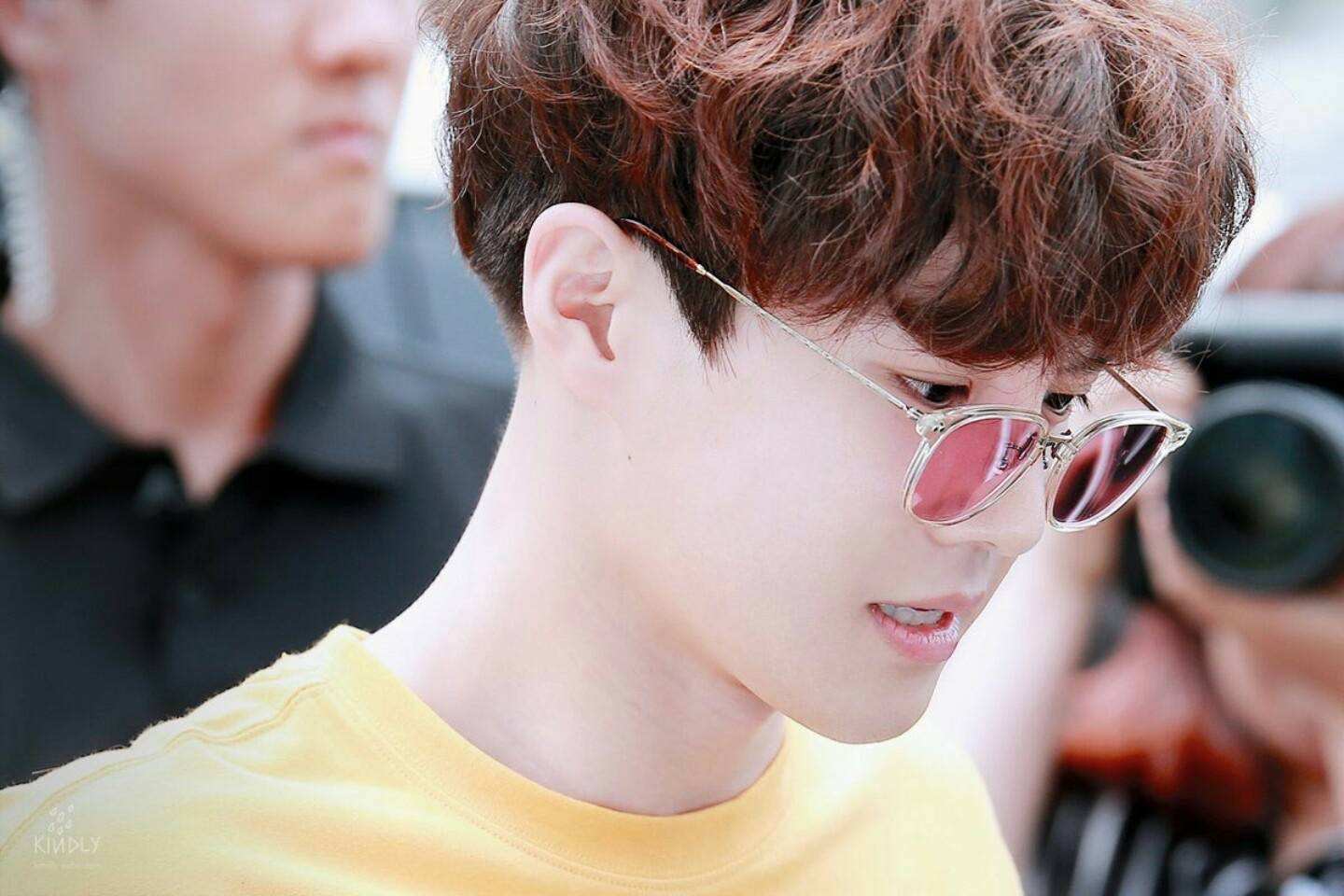 金俊勉直播提到exo,exo金俊勉金珉锡