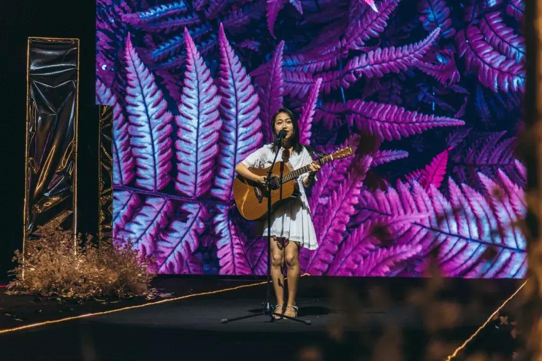 高定奢华婚纱秀,缎面婚纱大秀