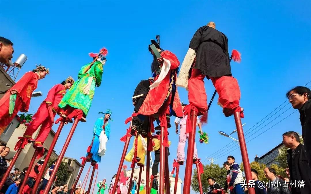 今年花灯庙会在哪里 (山东庙会花灯哪里好玩)