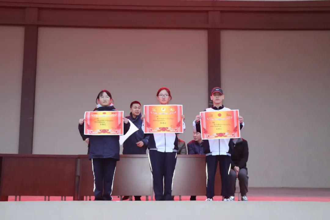 舞动青春高中体操比赛,舞动青春初一的体操