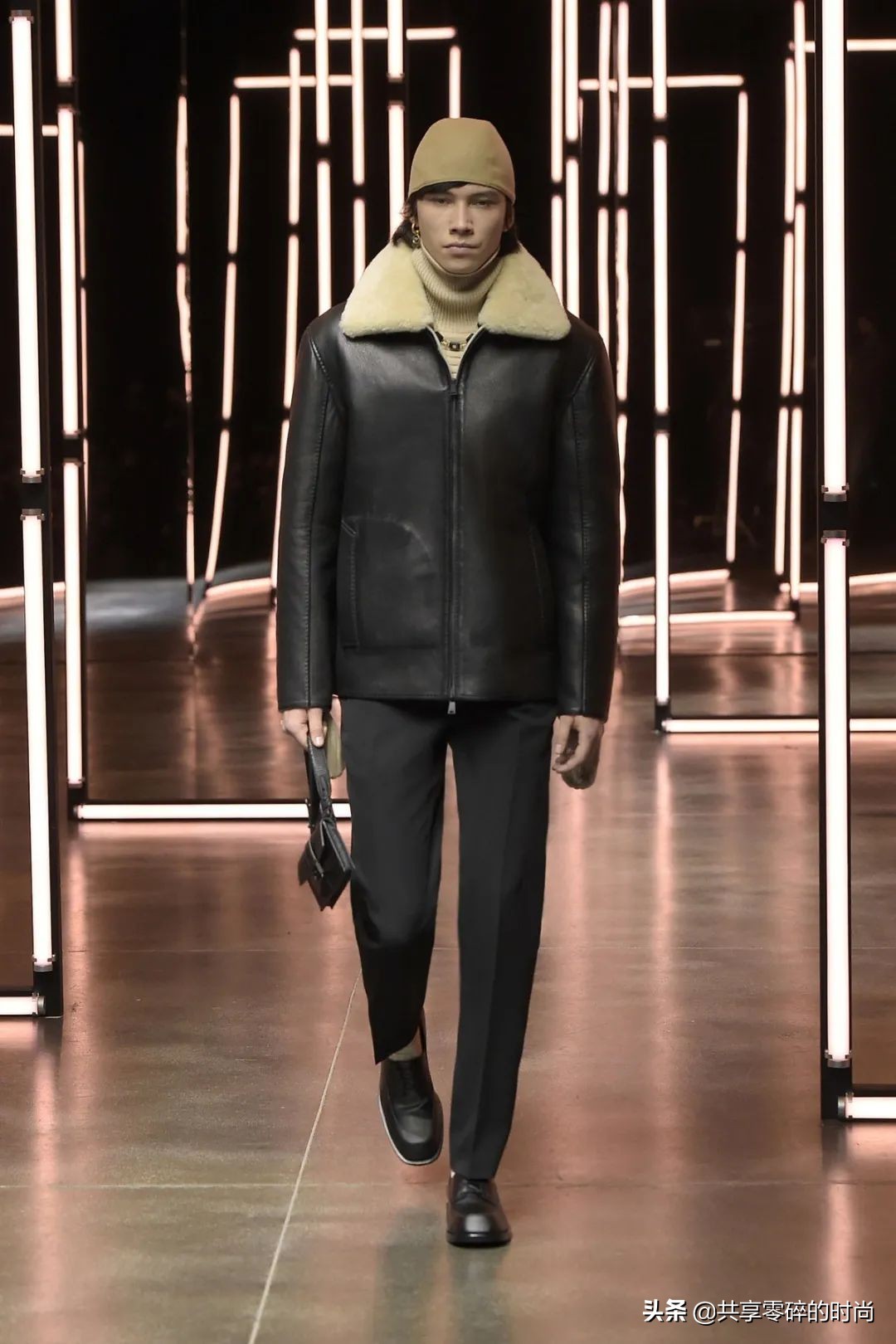 fendi芬迪2023年春夏男装时装秀,最潮流fendi2020秋冬系列时装