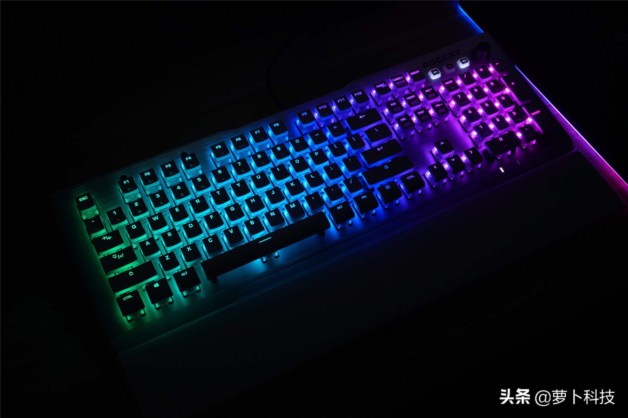 冰豹瓦肯vulcan122,冰豹vulcan120机械游戏键盘