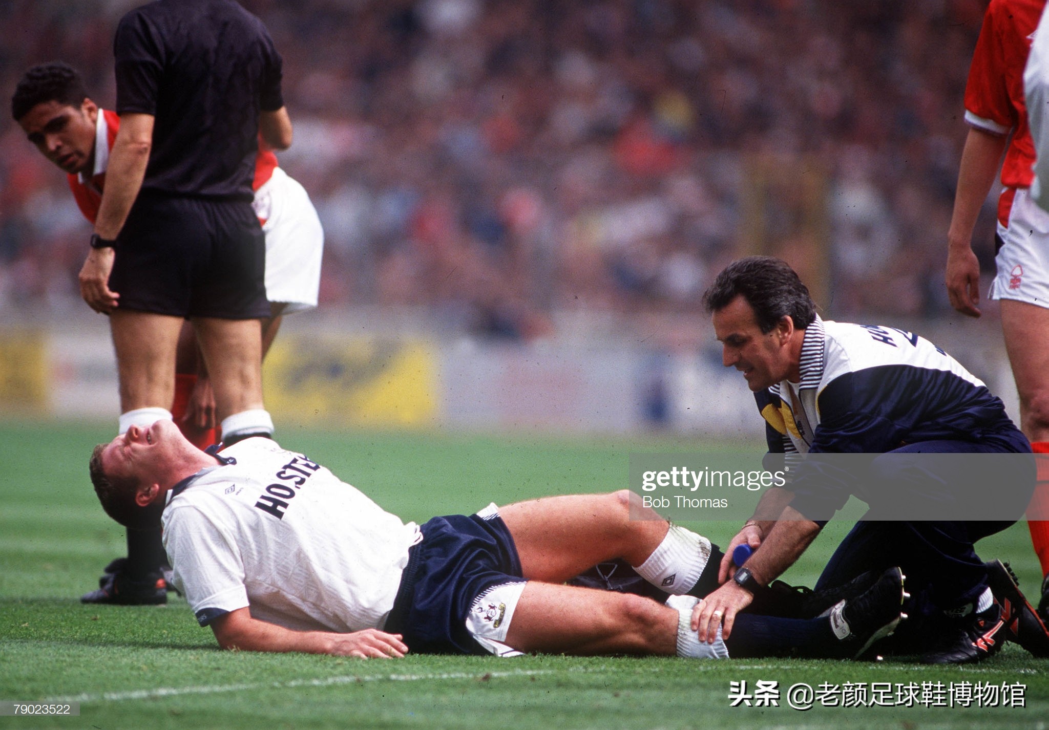 破产酒鬼的球鞋拍卖值6万，加图索的恩人名字成为香港路名