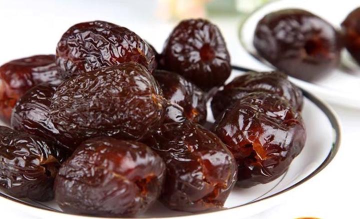 龟苓膏加阿胶蜜枣,零食龟苓膏真的能降火吗