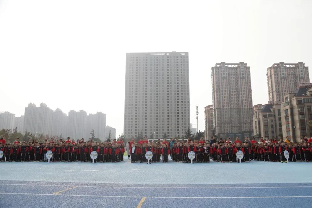 运动润童心快乐助成长,运动润童心健康筑梦想