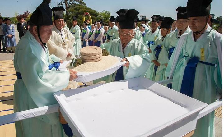 离开中国，德国人划龙舟最起劲？这些国家也爱过端午