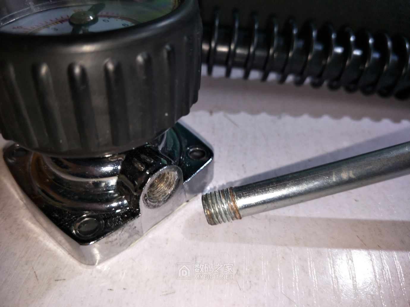 尤利特车载充气泵拆解视频,拆解尤利特