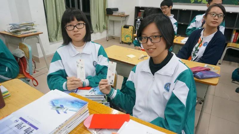 进入高二成绩直线下降的原因,高一成绩一直退步家长该怎么做