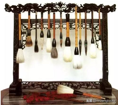 如何洗毛笔,用完毛笔怎么洗