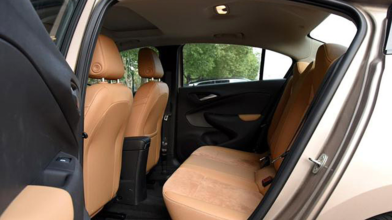 别克老凯越最保值,皮实耐用老凯越