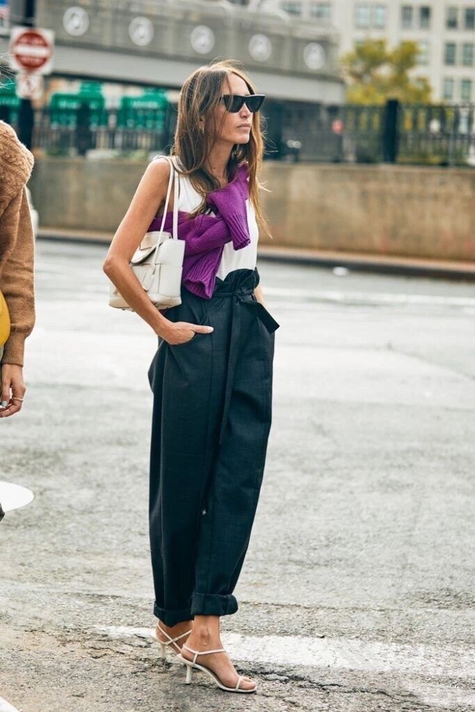 个子矮腿粗的女生穿的裤子,身高不到160的女人穿什么衣服好看