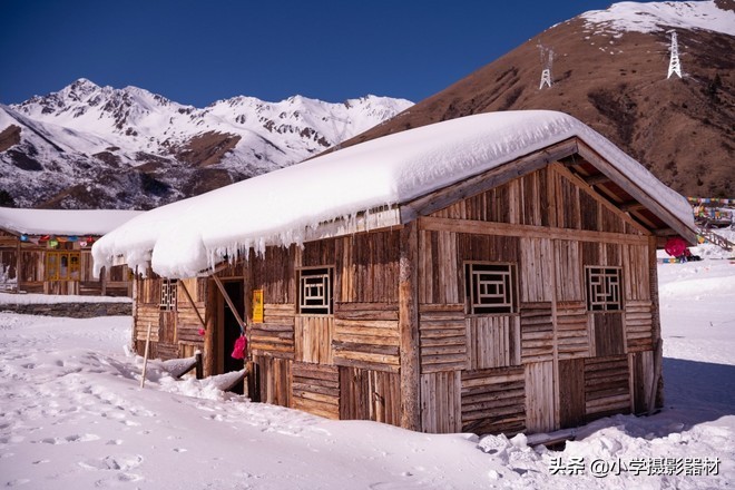 尼康180-400镜头有啥缺点,尼康长焦拍摄风景性价比高