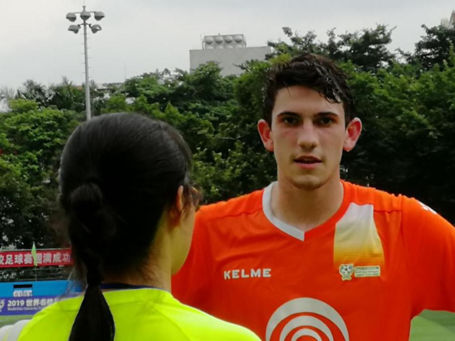 2019世界名校足球赛现场采访