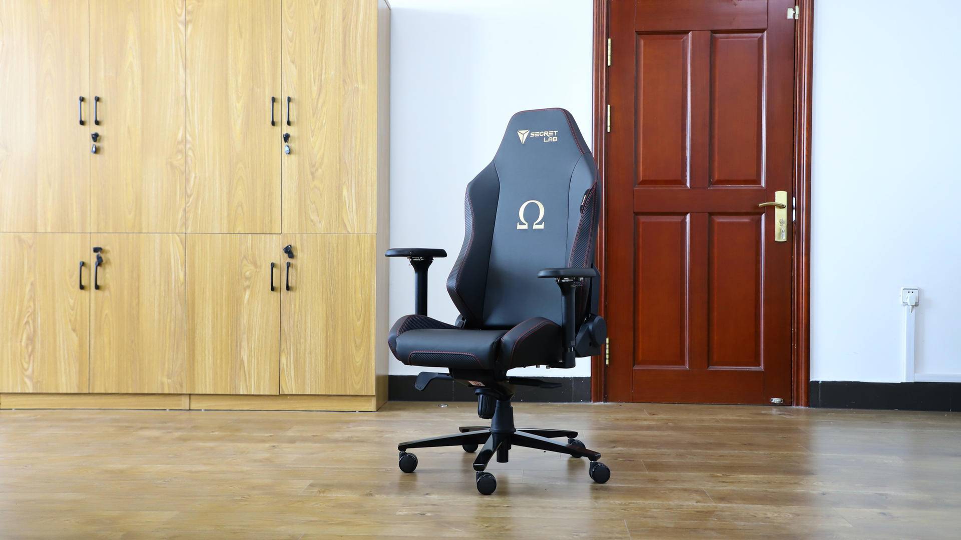 secretlab电竞椅怎么买,不玩游戏要不要买电竞屏