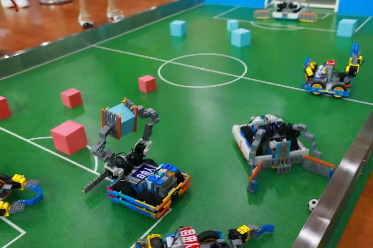 沈阳市青少年机器人竞赛,沈阳铁西体育场足球比赛