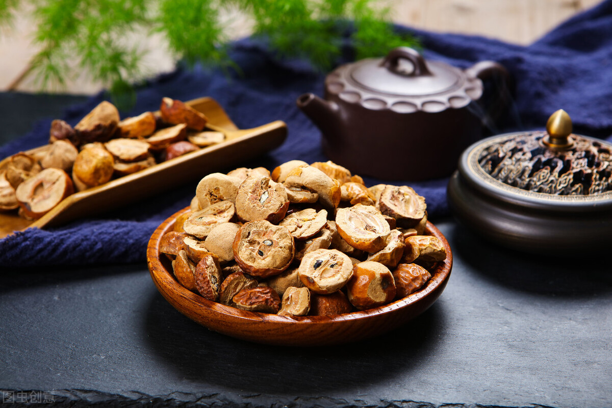 眼睛干涩难受，这个方子显奇功，需要的朋友可以收藏