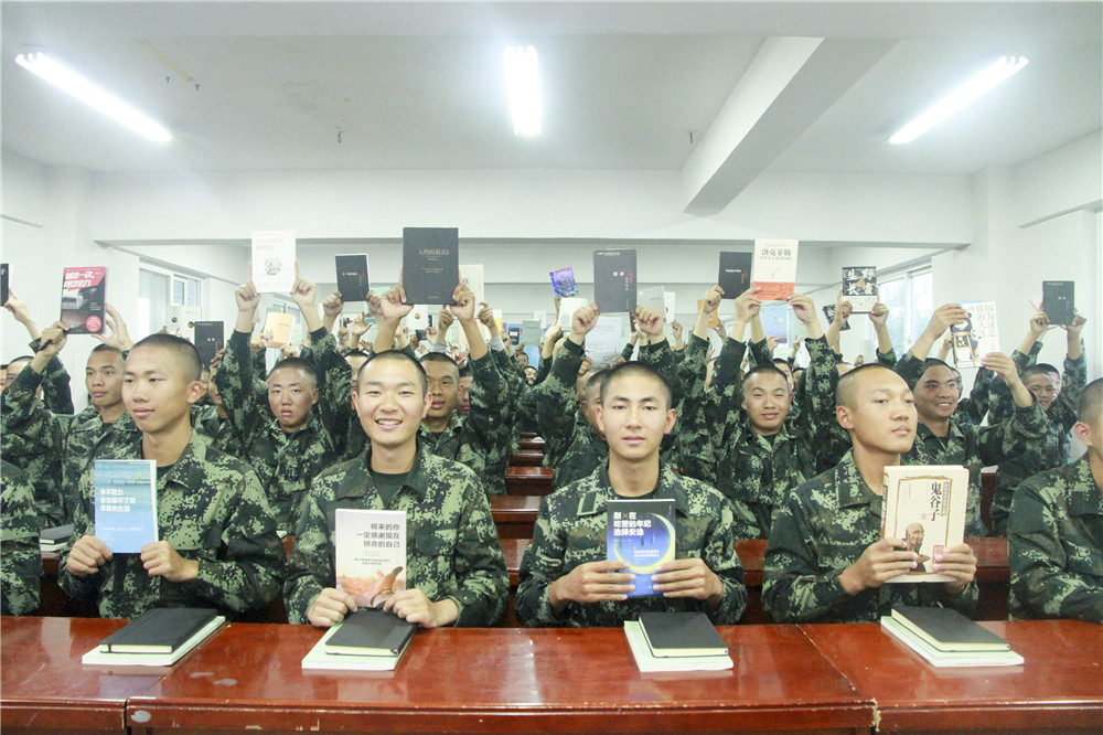 *警武**宿迁支队:军营处处飘书香,不负金秋好时光