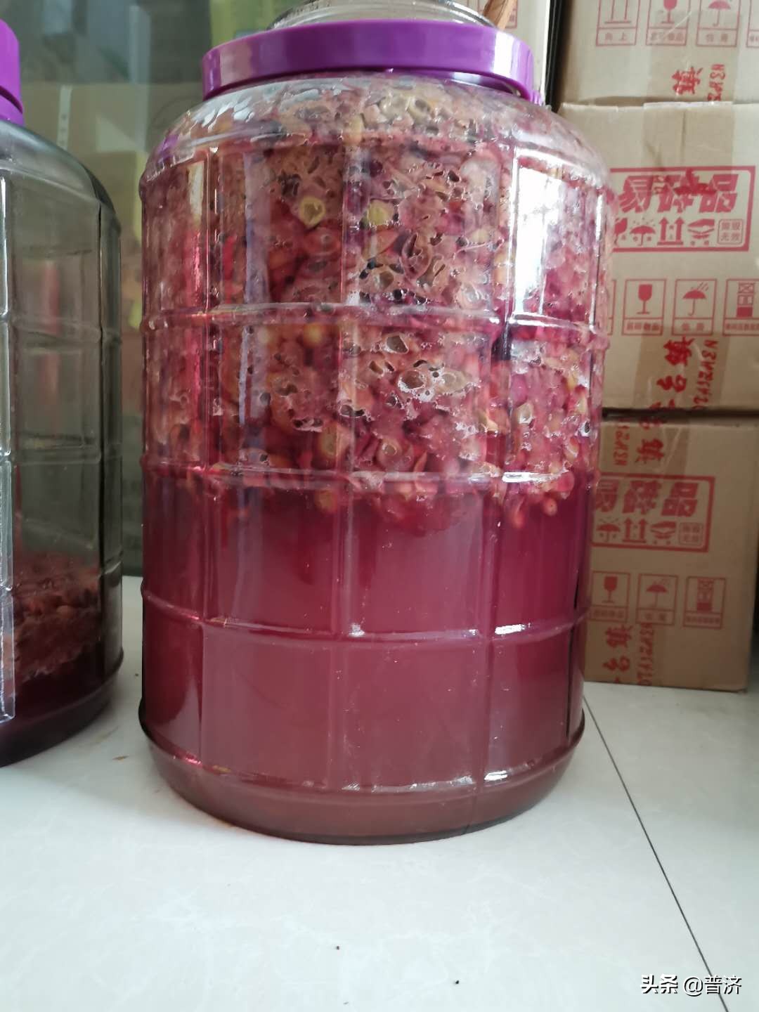 家里自制葡萄酒保质期多久,家中葡萄酒怎么储存最好