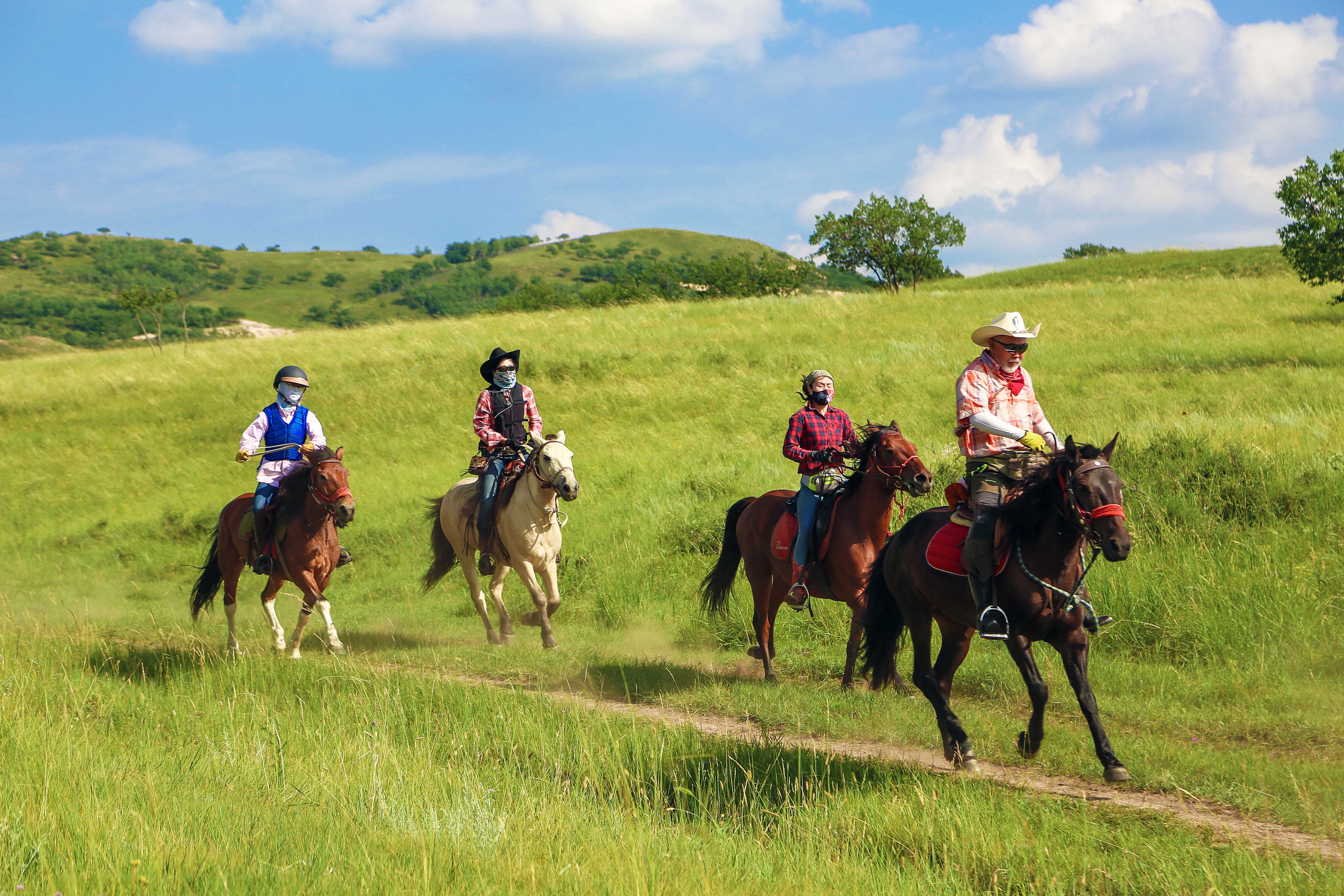 马背之旅旅游攻略,马背之旅旅游视频