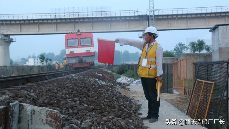 无视安全提示牌引发悲剧,无视交通安全事故